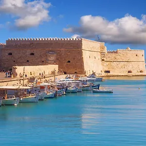 Apartment Porto Plaza Center Ac/wifi, Heraklion (Crete)