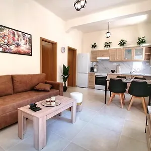 Διαμέρισμα Alex Apartment, Cozy Place In Center, Ηράκλειο Κρήτης